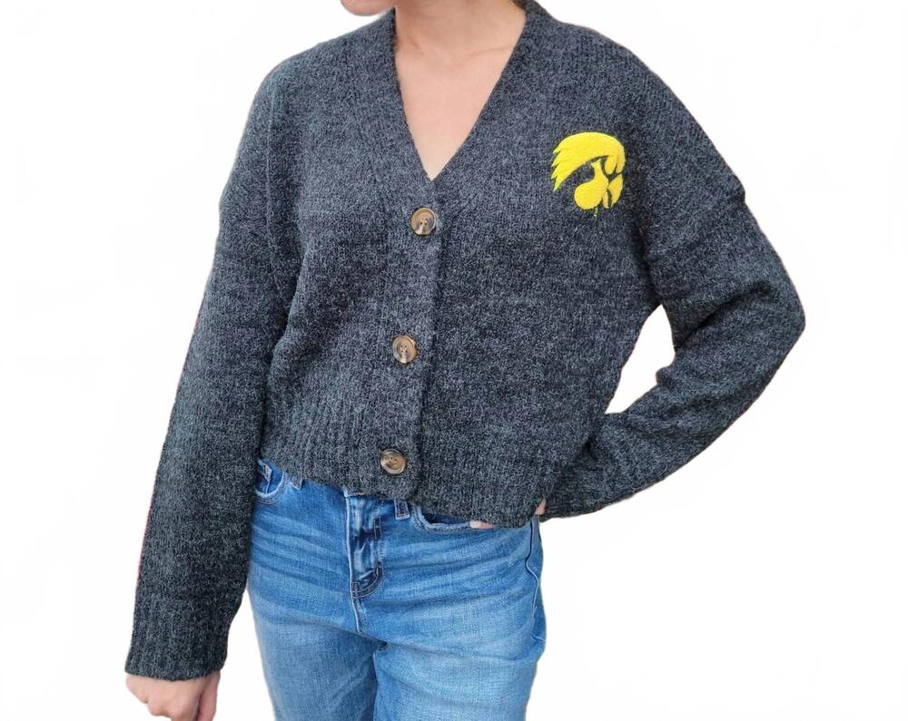 NEW GAMEDAY SOCIAL iowa hawkeye cropped button front cardigan in black